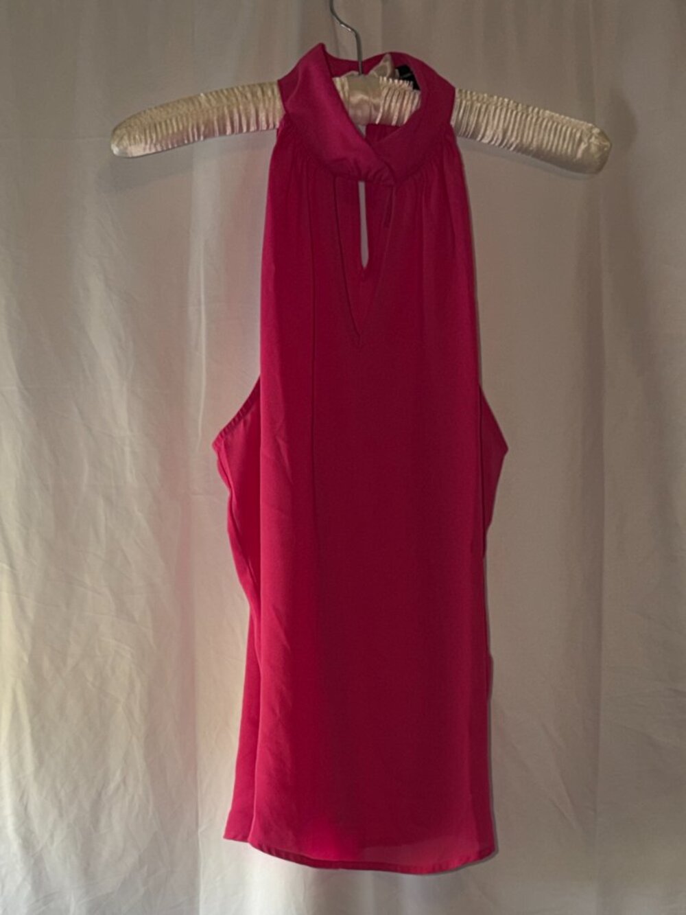 New York & Company Pink Sleeves twist-neck cut out halter top